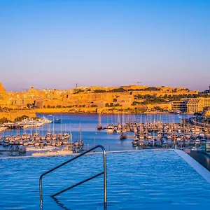 Отель Grands Residences And, Gzira