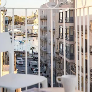 Гостевой дом Island, Gzira